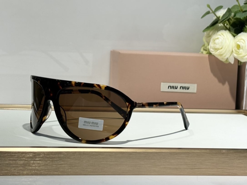 MIU MIU